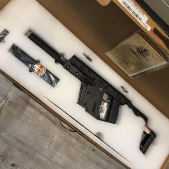 KRYTAC Kriss Vector Airsoft AEG SMG Rifle w/ Mock Suppressor ( Black )