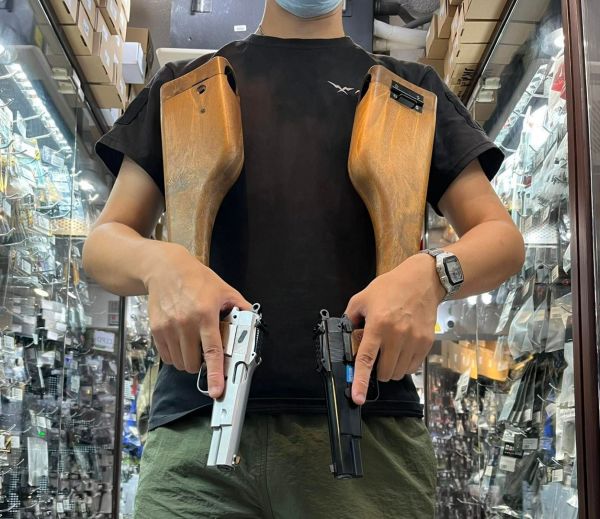 WE New Browning Hi-Power MK3 with Wood Style Kit GBB Pistol
