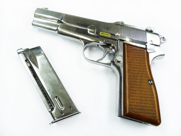 WE Browning Hi-Power M1935 GBB Pistol (Chrome )