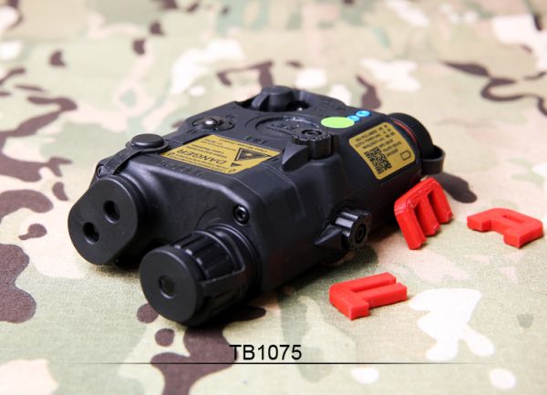 FMA PEQ LA5-C Upgrade Version LED White Light + Green Laser With IR Lenses  ( BK ) (