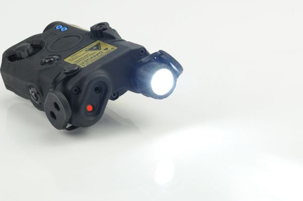 【在庫あり】 PEQ FMA LA5 Laser Red and Light White LED Version Upgrade トイガン
